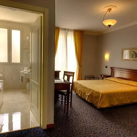 Castello Szálloda 3*