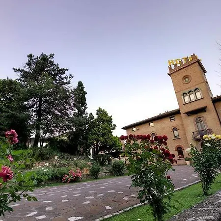 Hotel Castello 3*