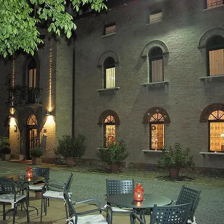 Szálloda Castello 3*