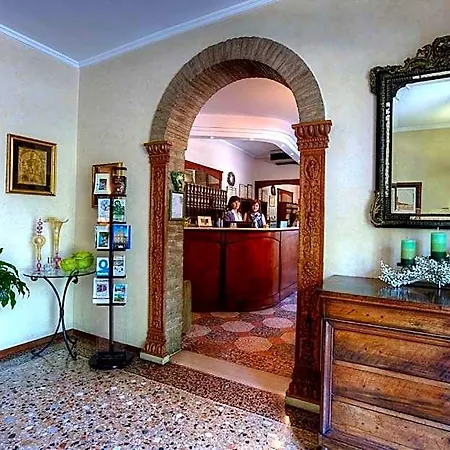 Hotel Castello Modena